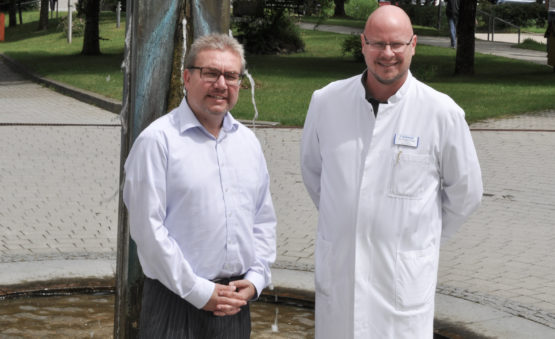 DR. JOCHEN DRESEL EIN JAHR NEUER CHEFARZT KLINIK FÜR INNERE MEDIZIN SCHONGAU